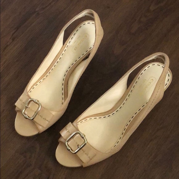 Like New Coach Slingback 6.5 - Picture 1 of 3